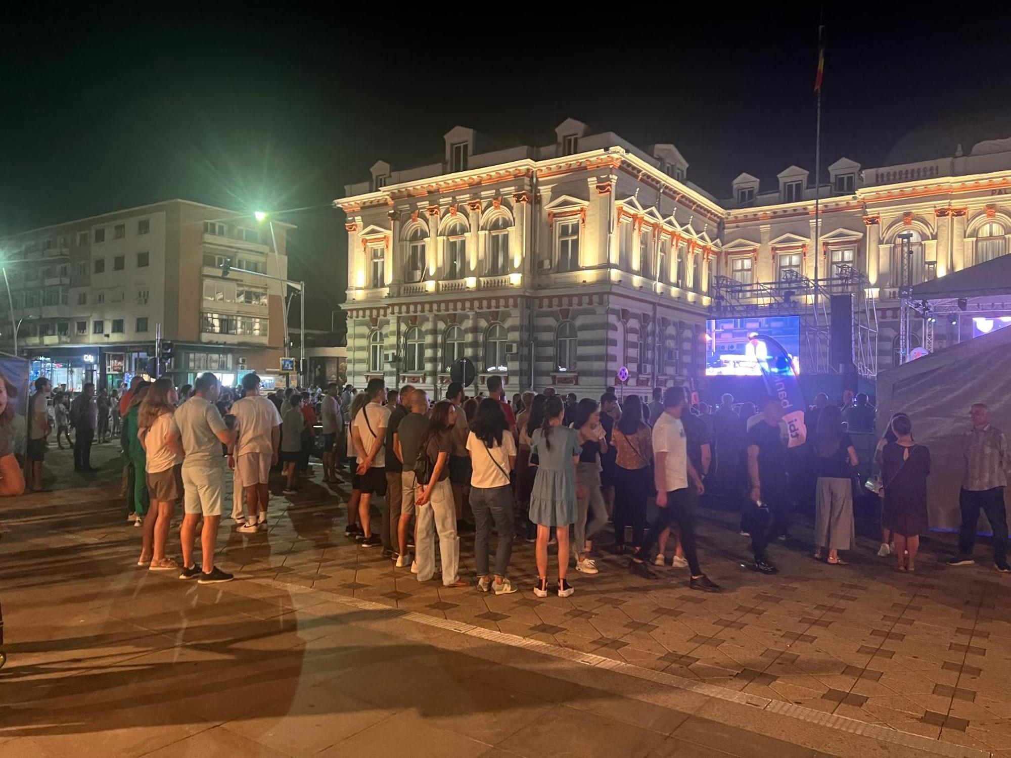 Central Trei Camere Bacau Exterior photo